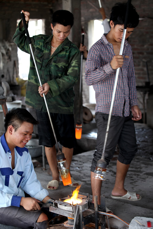 Nơi[-]làm[-]cốc[-]vại[-]chỉ[-]để[-]uống[-]bia[-]hơi[-]Hà[-]Nội
